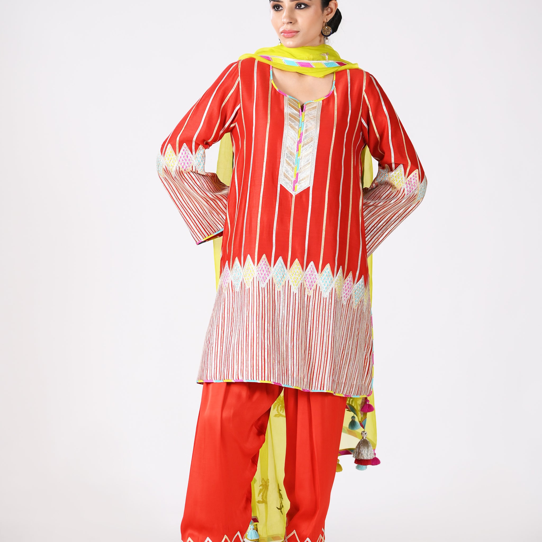 Soraya Short Kurta Set